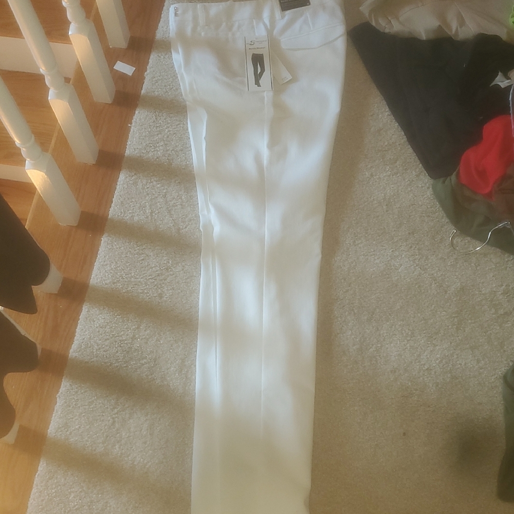 Sharagano Barely Bootcut White Pants